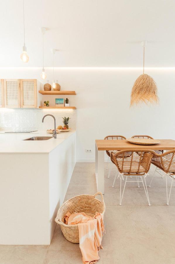 Apartamento Las Golondrinas Arenal - Adults Only Arenal d'en Castell Luaran gambar